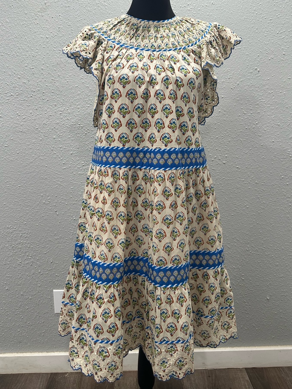 Elizabeth James The Label Prairie Boho Dress Sz Small Flutter Sleeve Eyelet Trim